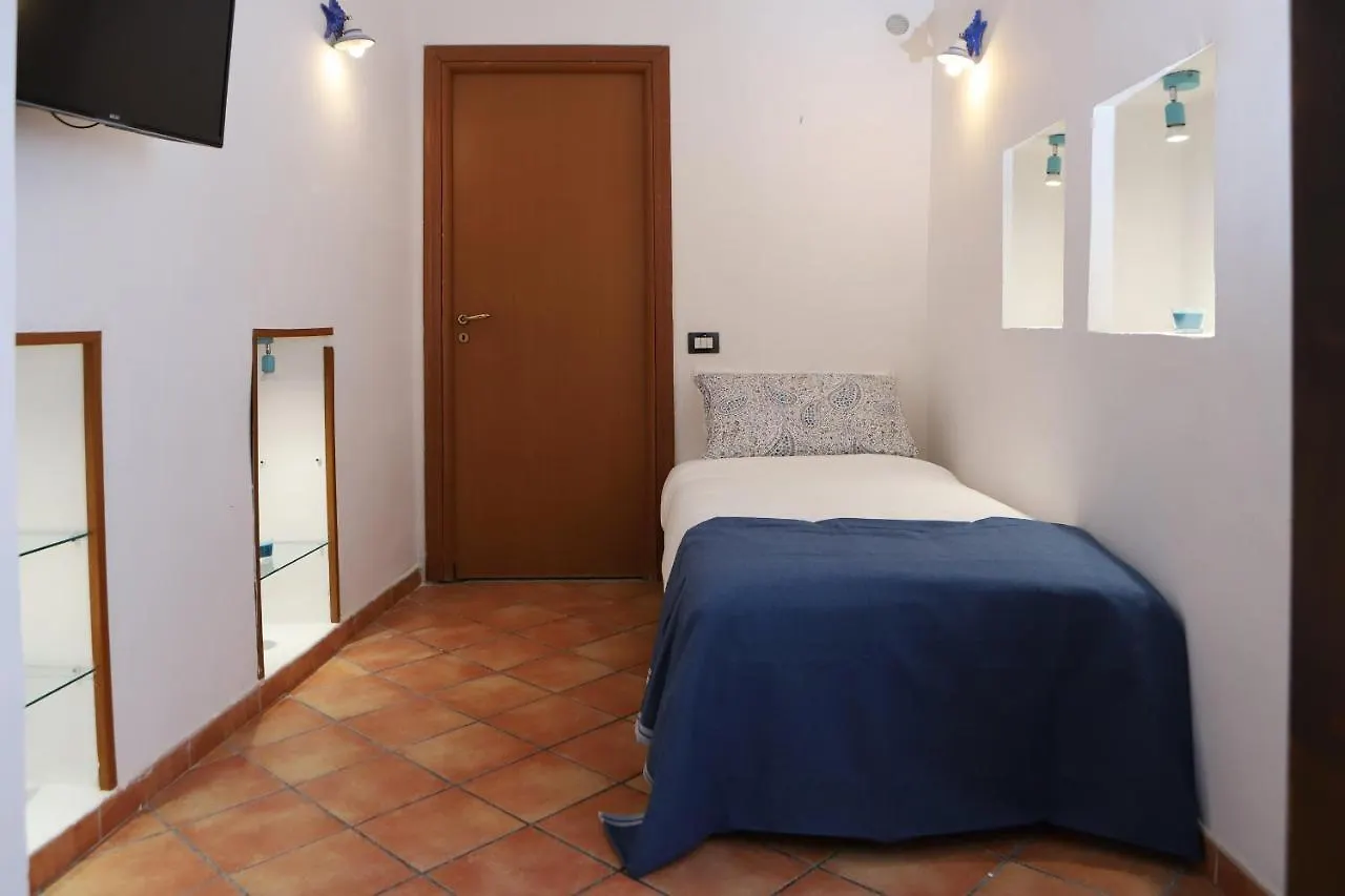 나폴리 Studio Flat In The Historical Center By Wonderful Italy 아파트